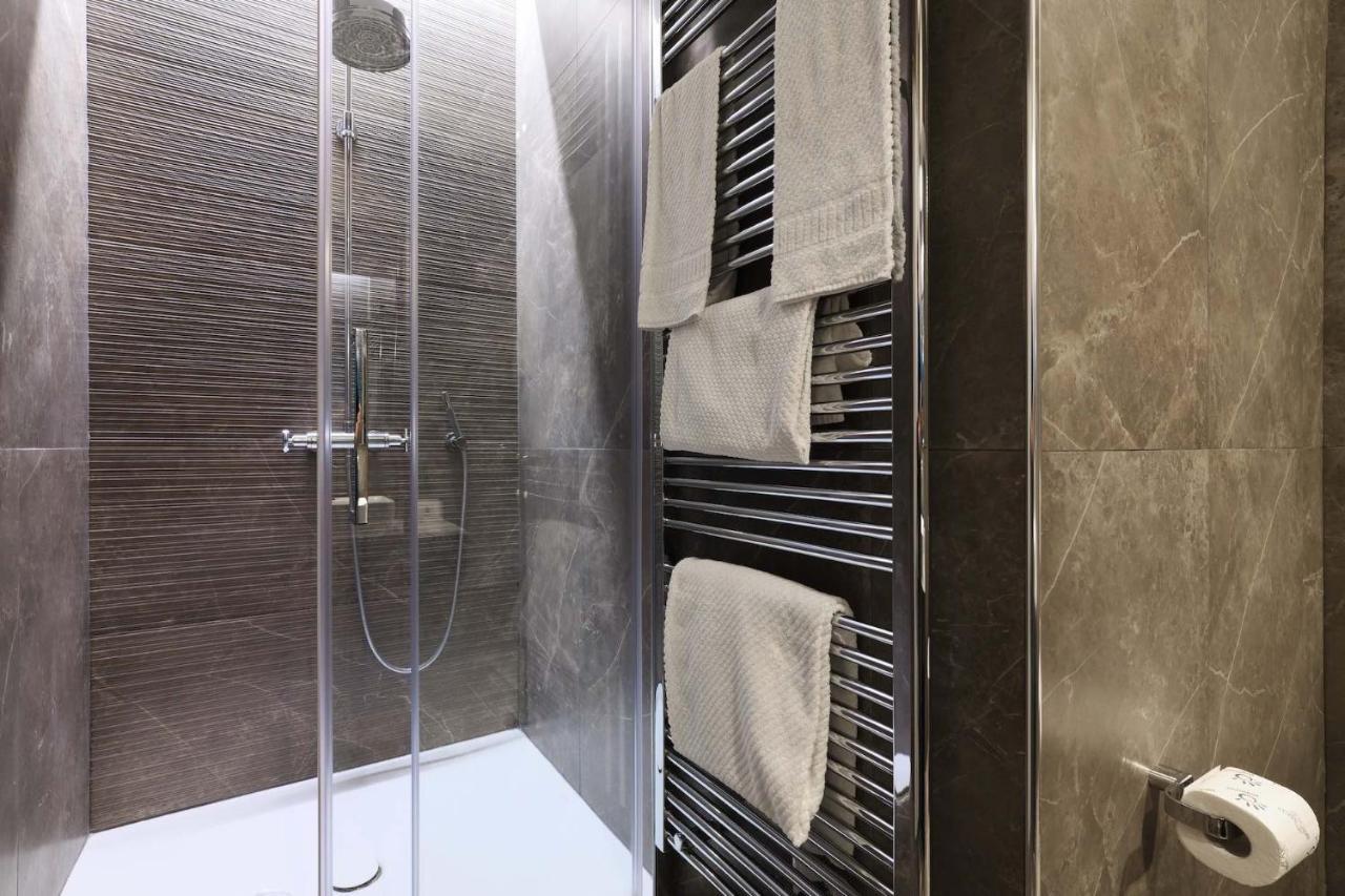 Contempora Apartments - Turati 3 - 2 Bedrooms Apartment ミラノ エクステリア 写真